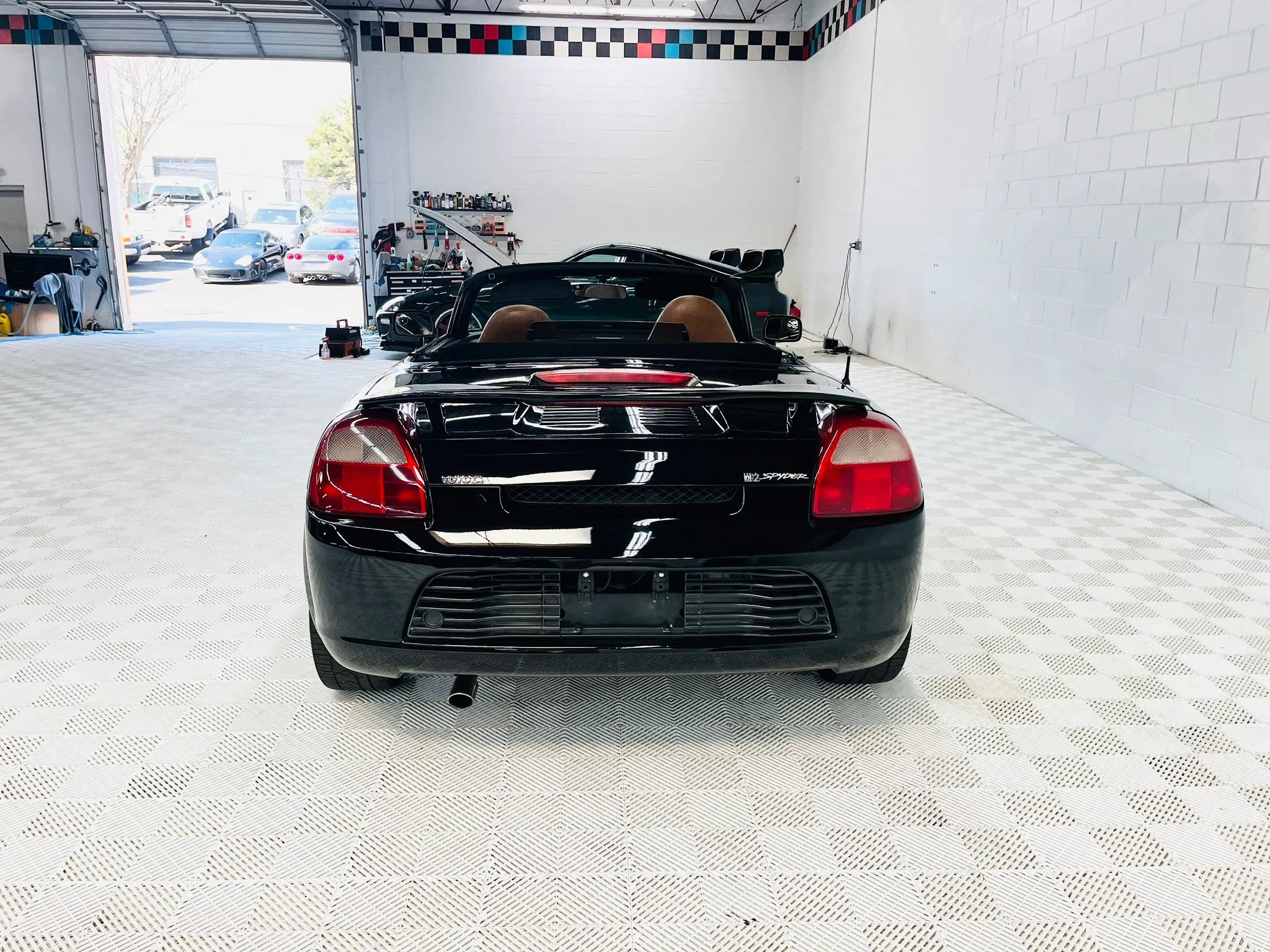 Used 2002 Toyota MR2 RWD image 15