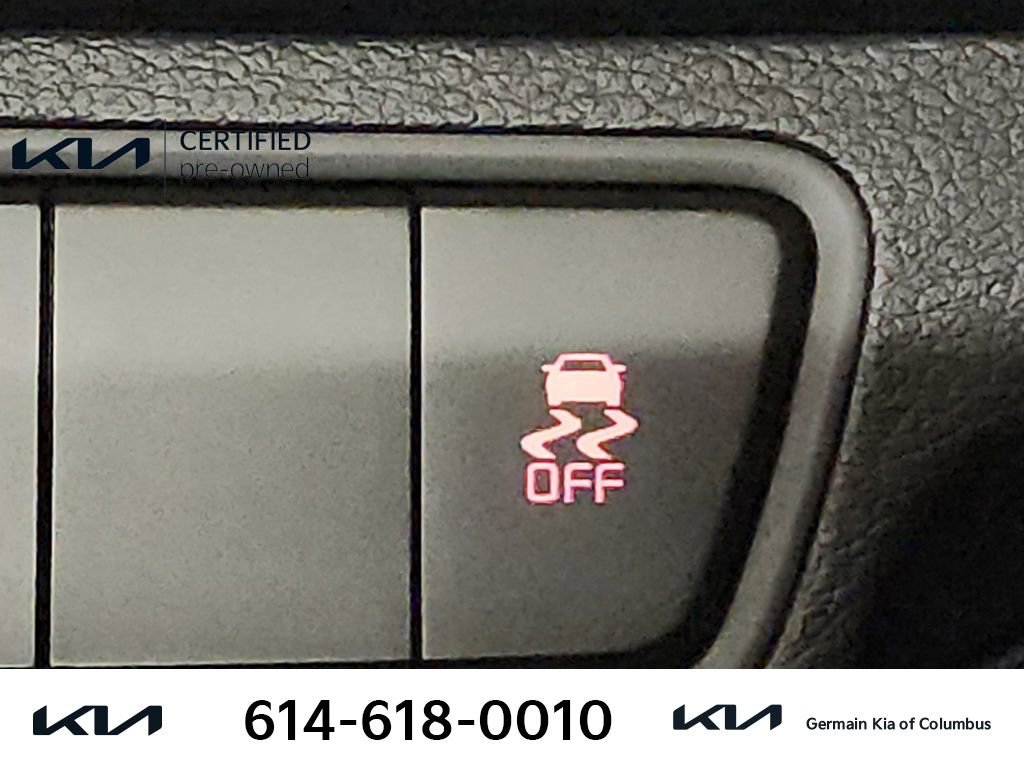 Certified 2024 Kia Forte LXS image 30