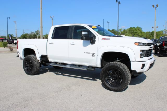 Used 2025 Chevrolet Silverado 2500 LT AWD/4WD image 14