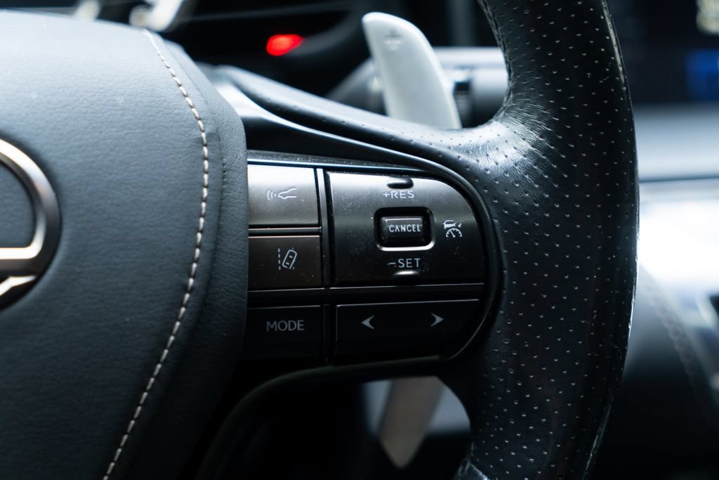 Used 2019 Lexus LC 500 Coupe w/ Touring Package RWD image 30