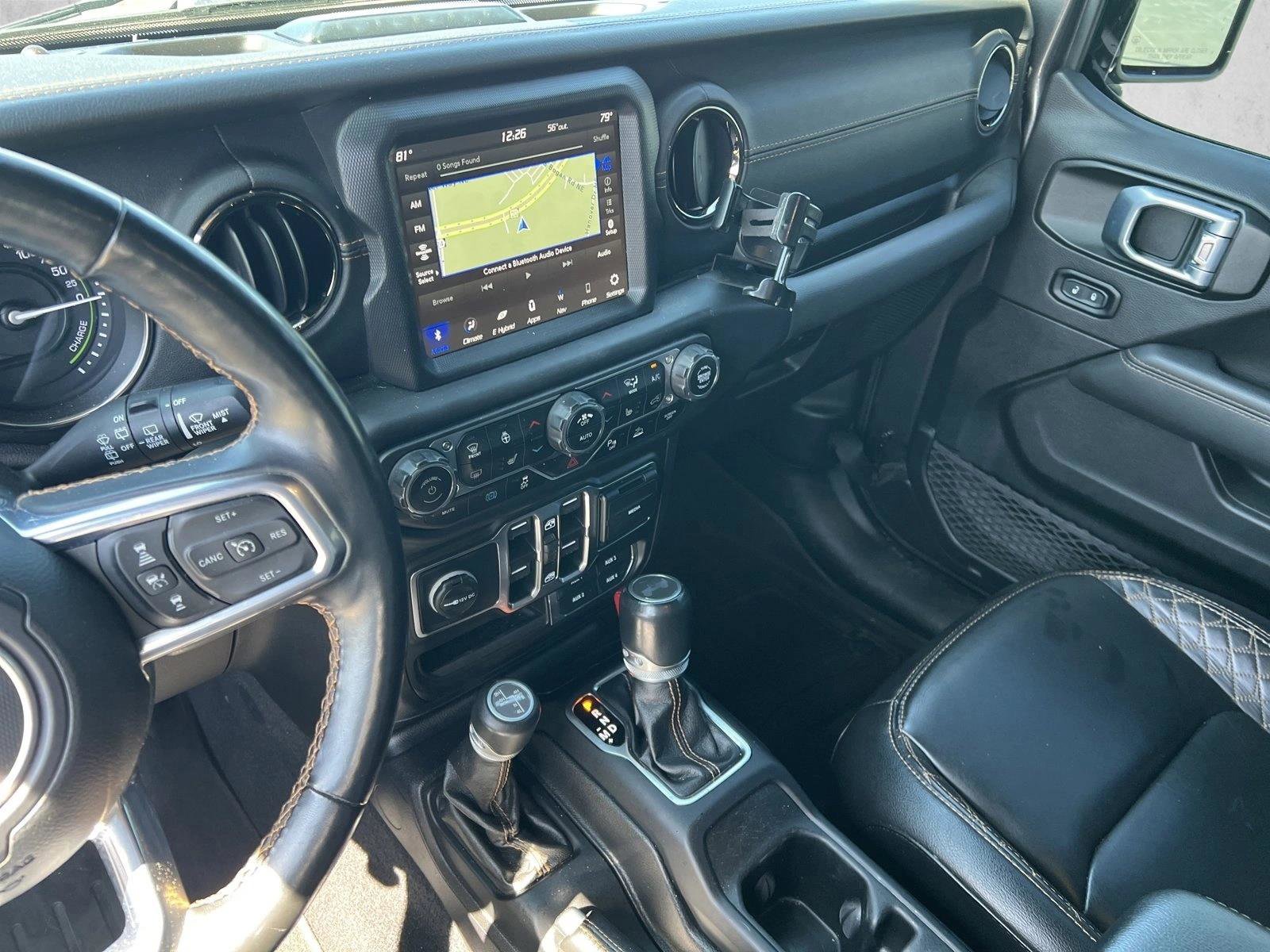 Used 2021 Jeep Wrangler Unlimited Sahara AWD/4WD image 15