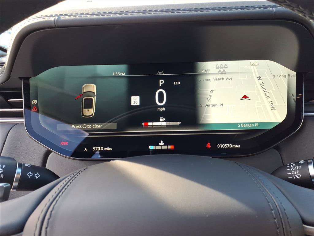 Used 2025 Land Rover Range Rover Long Wheelbase SE image 28