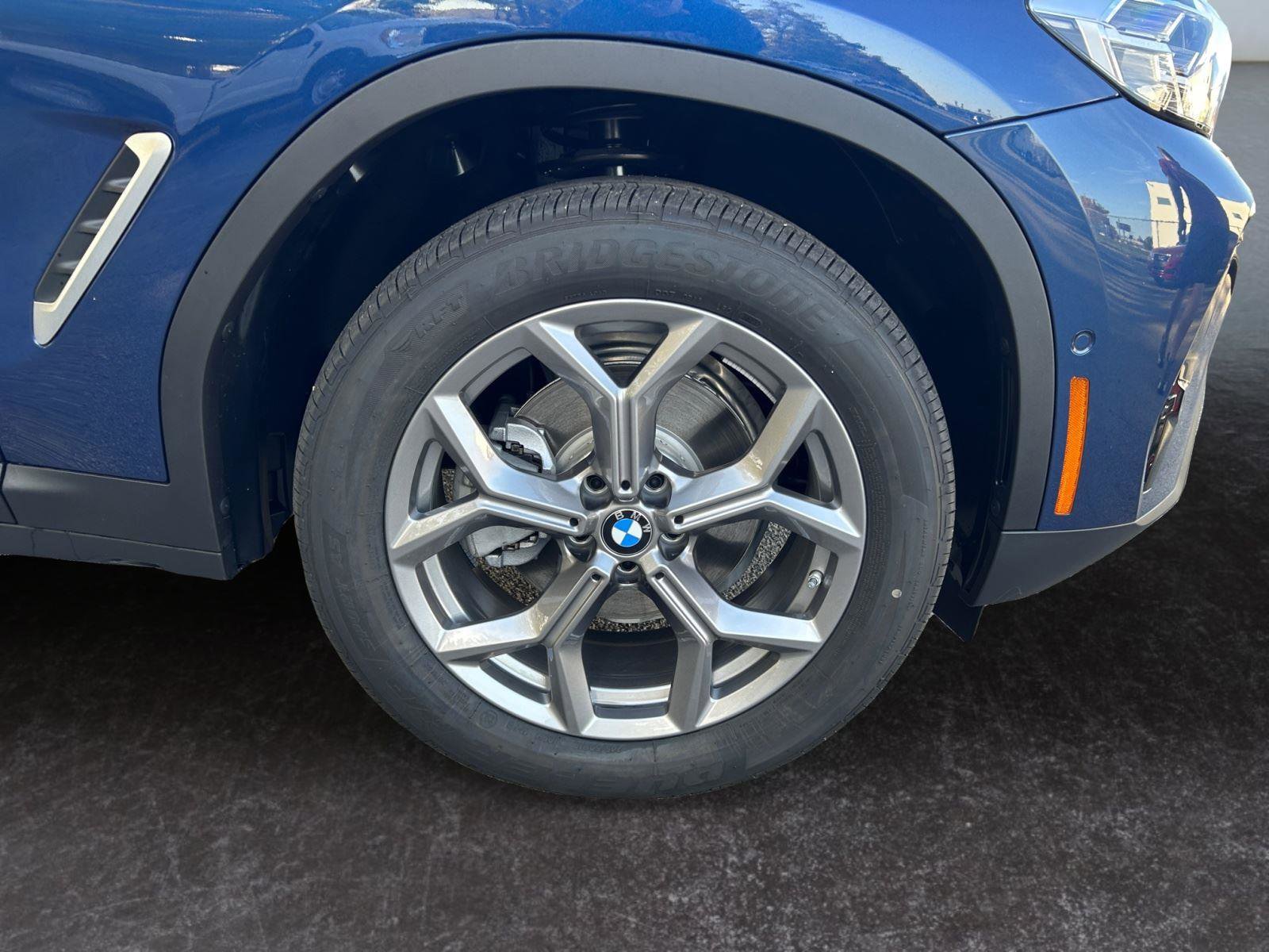 Used 2024 BMW X3 xDrive30i w/ Premium Package image 27