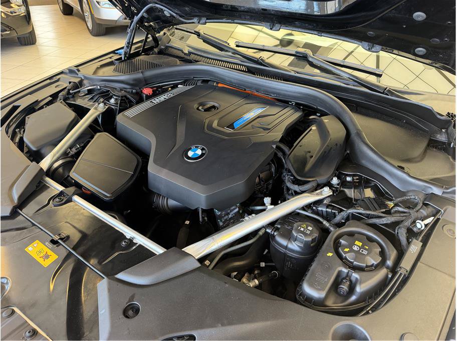 Used 2023 BMW 530e w/ M Sport Package RWD image 37