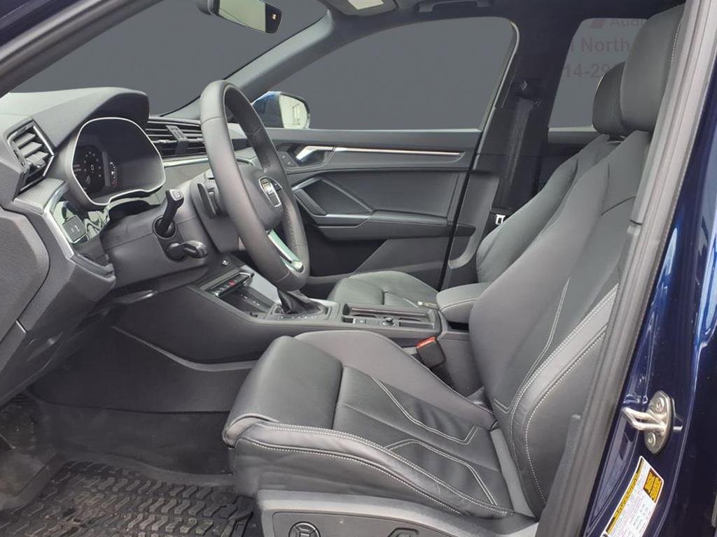 Used 2025 Audi Q3 2.0T Premium w/ Convenience Package image 8