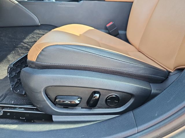 Used 2023 Lexus ES 350 w/ Premium Package FWD image 12