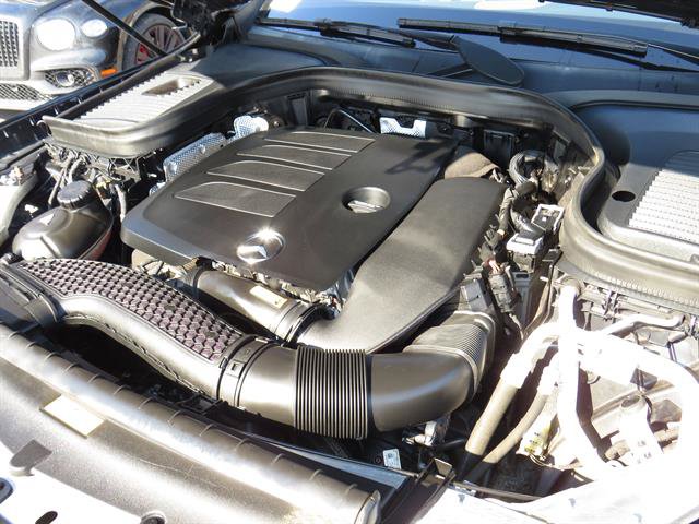 Used 2020 Mercedes-Benz GLC 300 4MATIC image 7