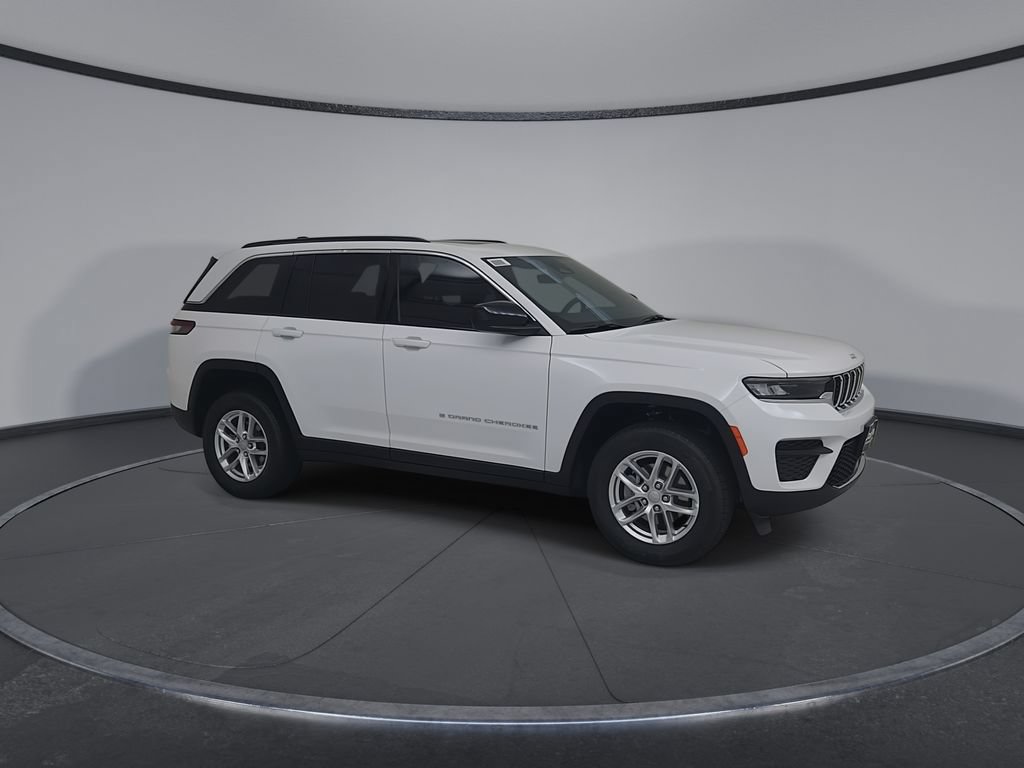 New 2026 Jeep Grand Cherokee Laredo X AWD/4WD image 2
