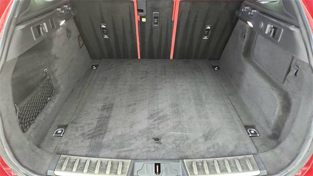 Used 2022 Jaguar F-PACE SVR image 15