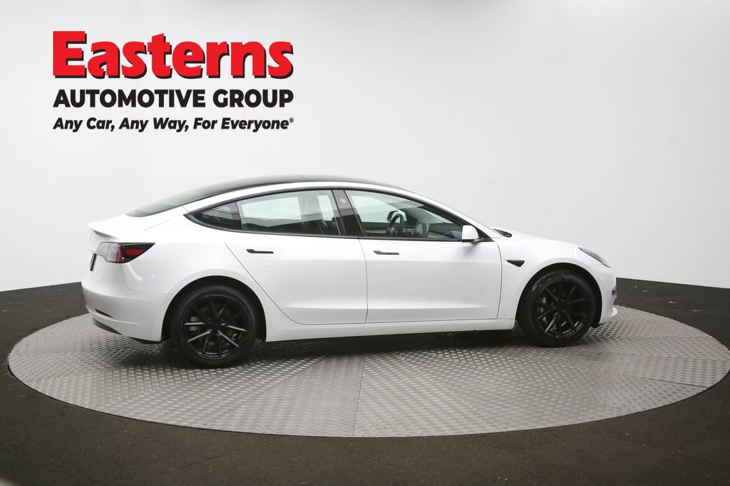 Used 2023 Tesla Model 3 Standard Range image 40