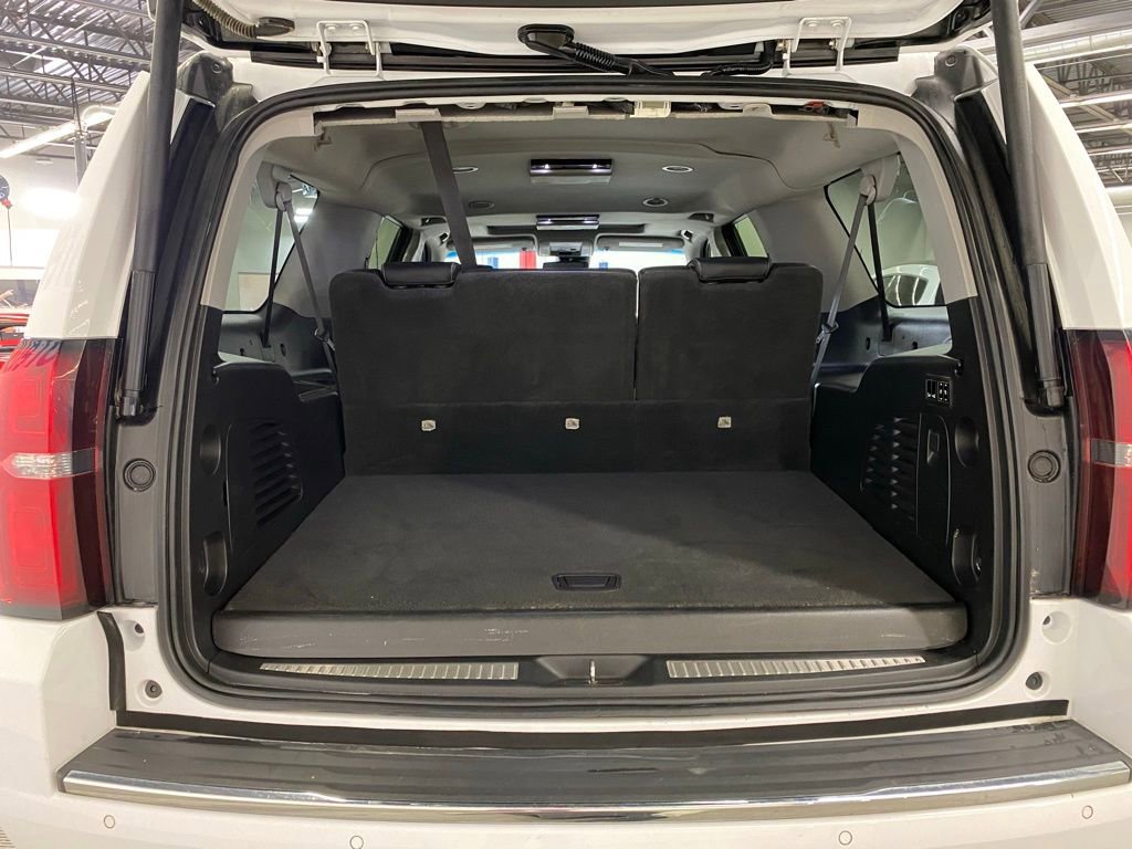 Used 2019 Chevrolet Suburban Premier image 12