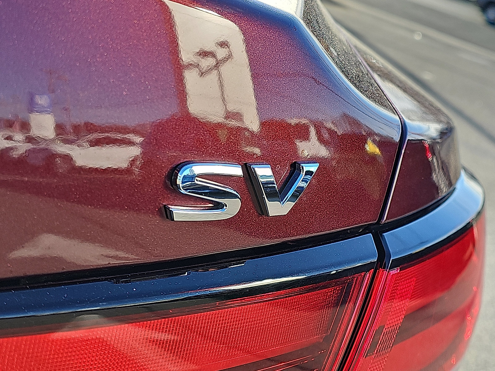 Used 2020 Nissan Sentra SV image 31