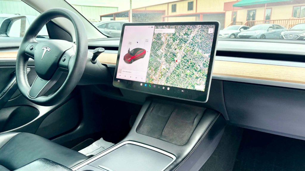 Used 2022 Tesla Model 3 Long Range AWD/4WD image 15