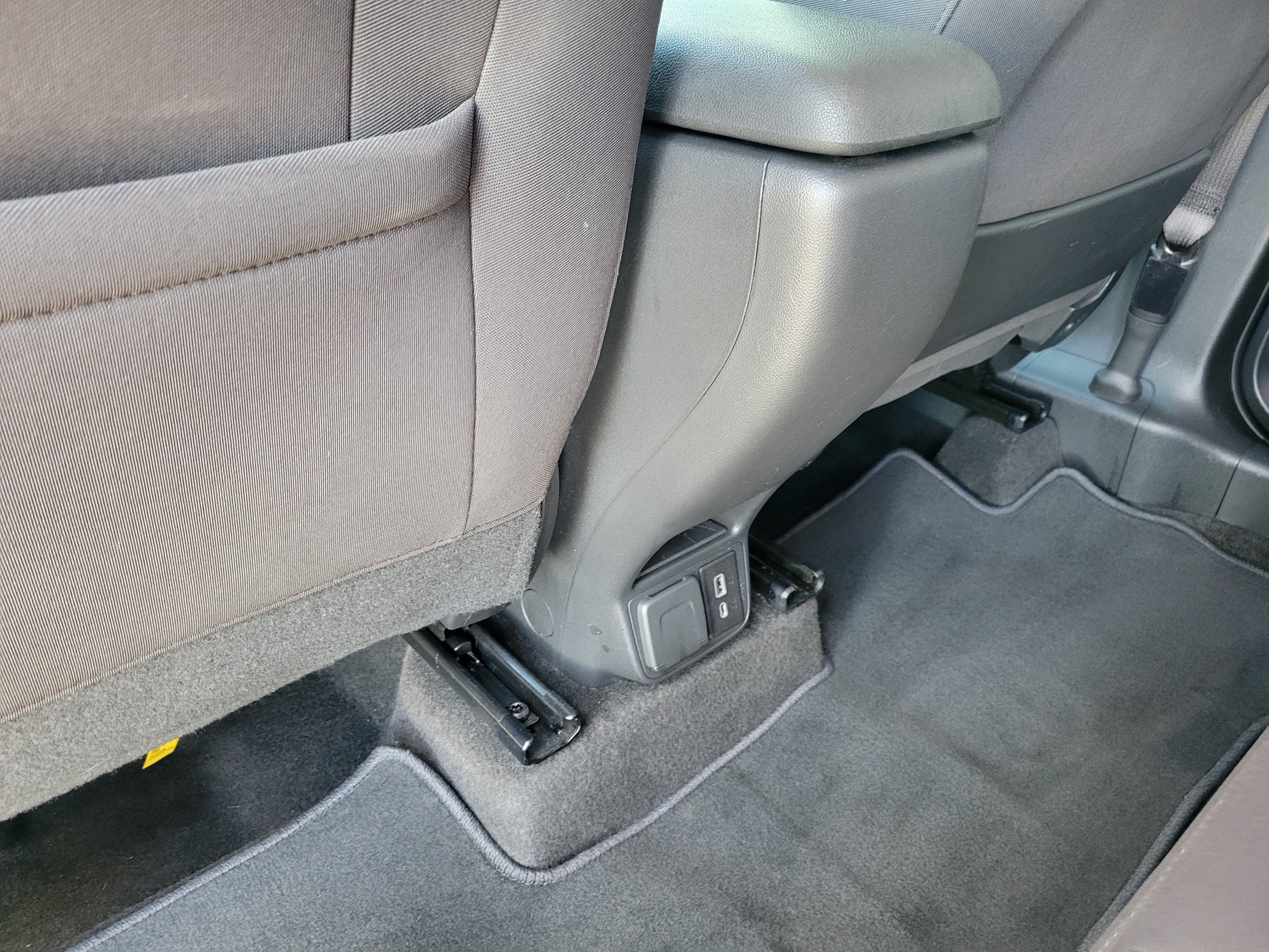 Certified 2023 Chevrolet TrailBlazer LT w/ Convenience Package FWD image 32