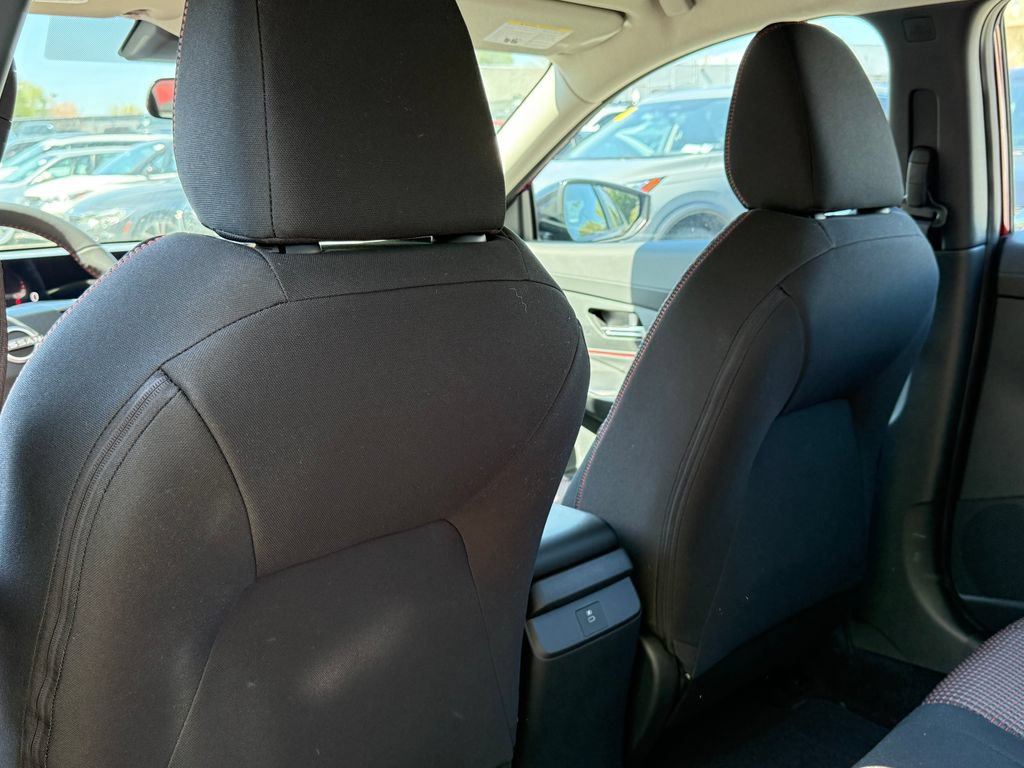 New 2026 Nissan Sentra SR w/ Floor Mat Package FWD image 19