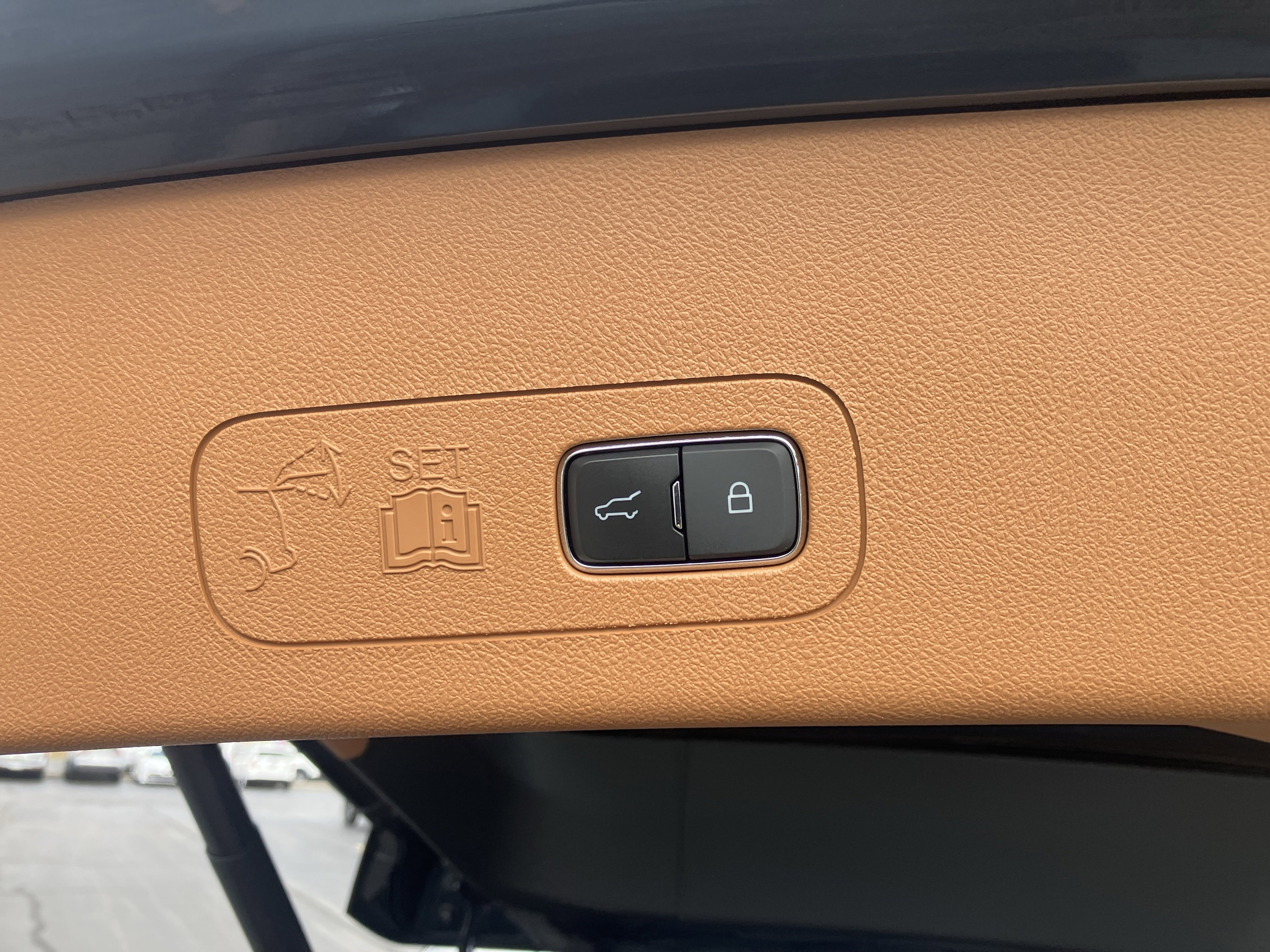Used 2023 Lincoln Aviator Black Label w/ Dynamic Handling Package AWD/4WD image 13