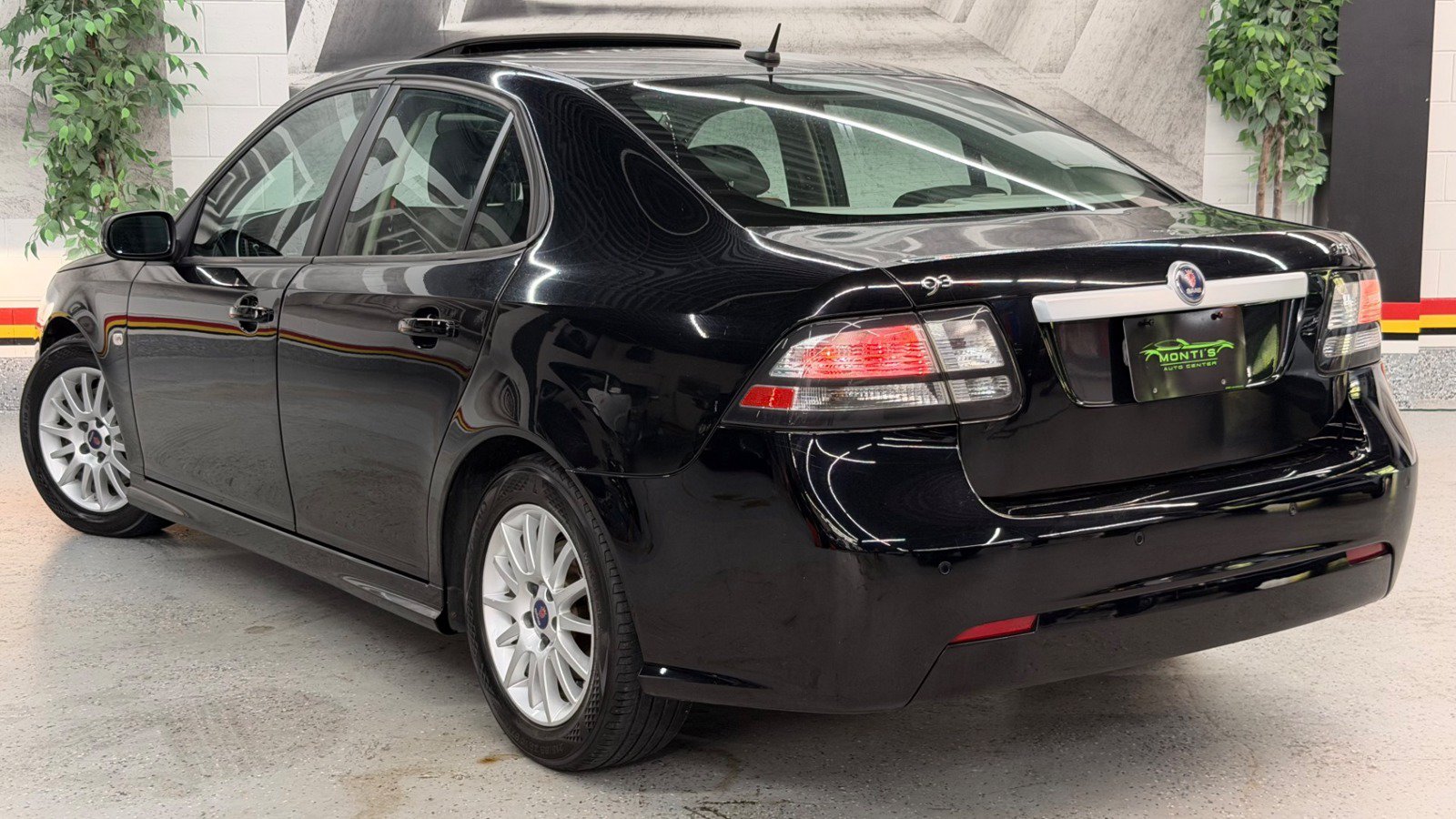 Used 2008 Saab 9-3 2.0T w/ Premium Package FWD image 4