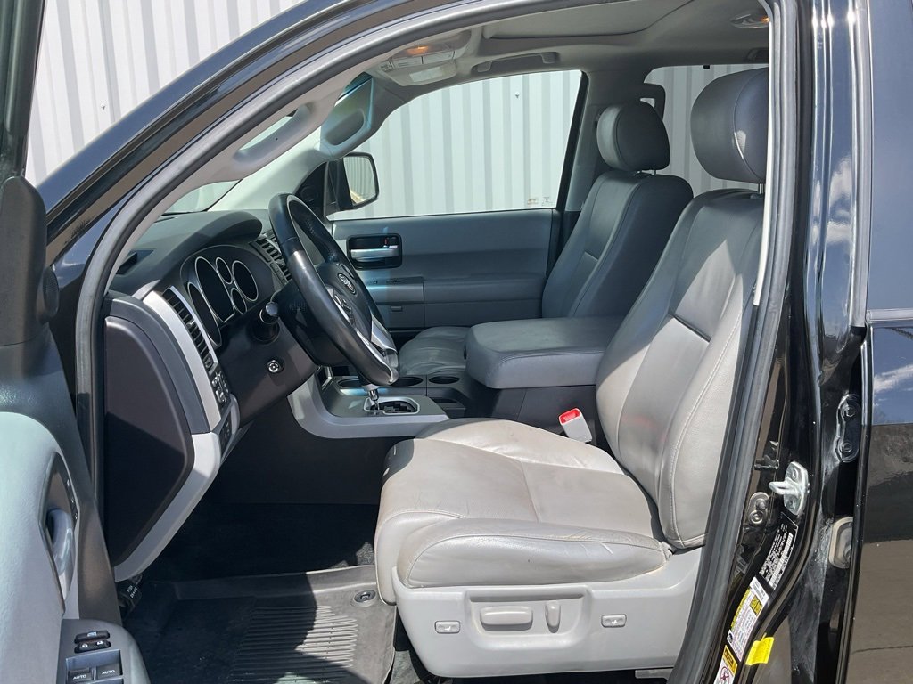 Used 2017 Toyota Sequoia Limited image 7