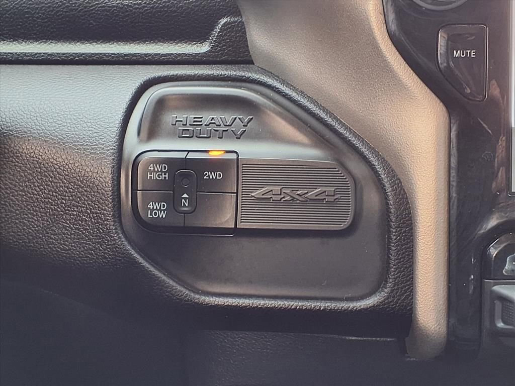 Used 2024 RAM 2500 Laramie image 30