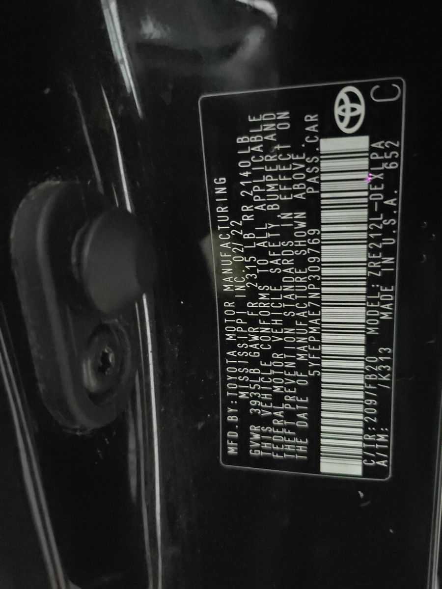 Used 2022 Toyota Corolla LE FWD image 10