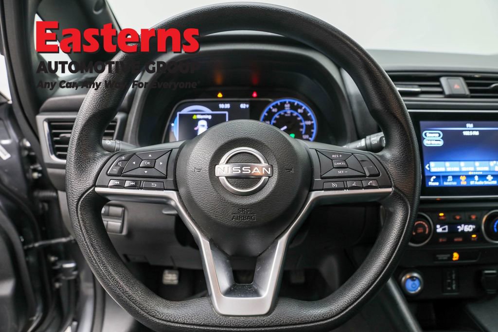 Used 2023 Nissan Leaf S image 10