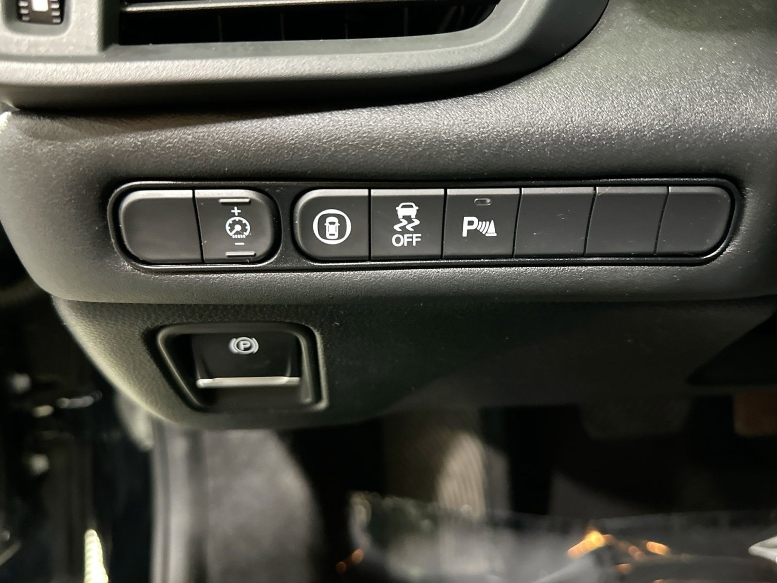 Used 2022 Acura TLX w/ Technology Package image 18