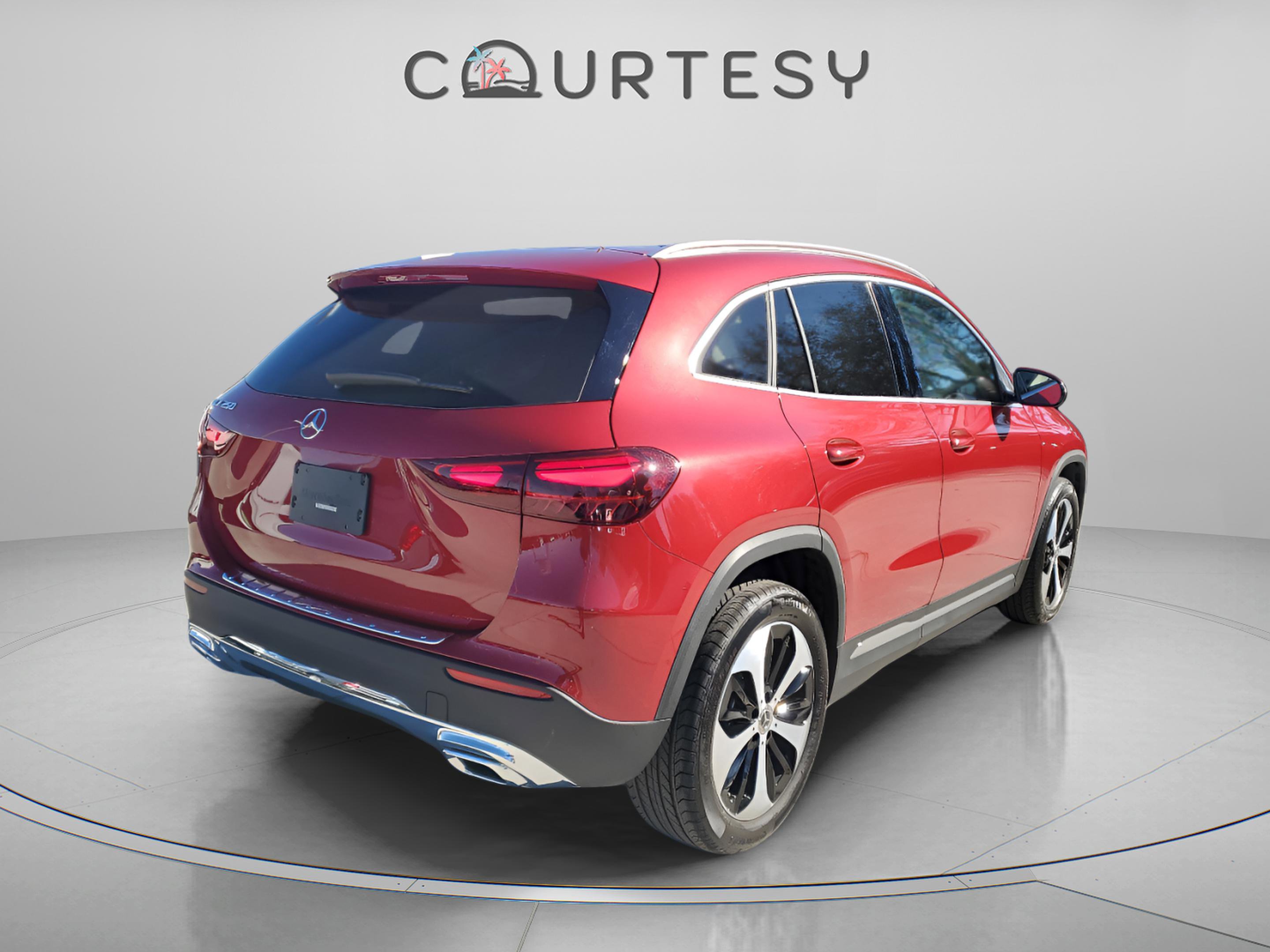 Used 2026 Mercedes-Benz GLA 250 image 3