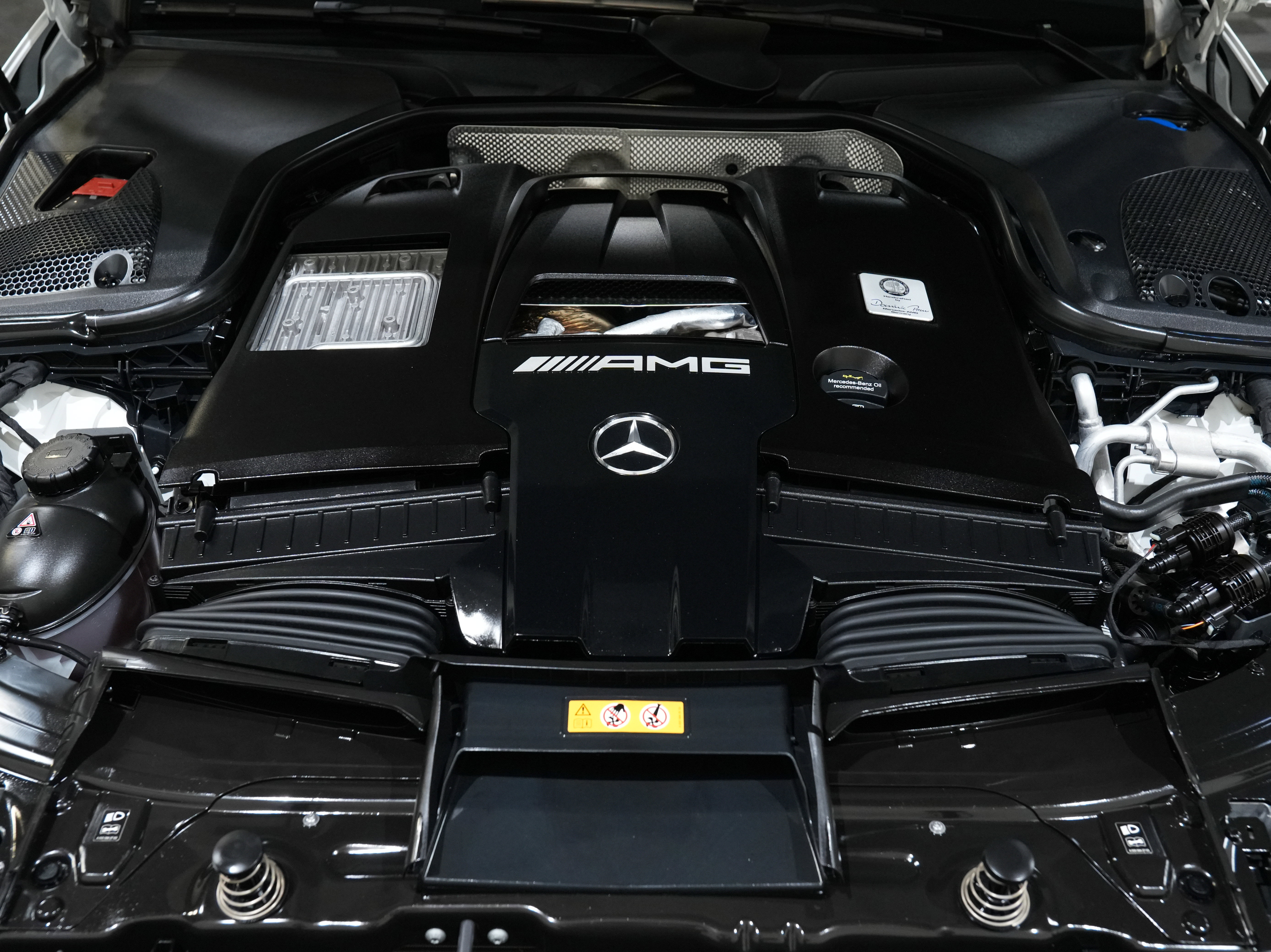 Used 2019 Mercedes-Benz AMG GT 63 w/ AMG Aerodynamics Package image 59