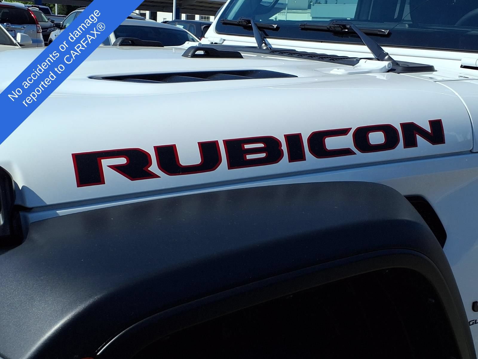 Used 2024 Jeep Gladiator Rubicon w/ Technology Group AWD/4WD image 12