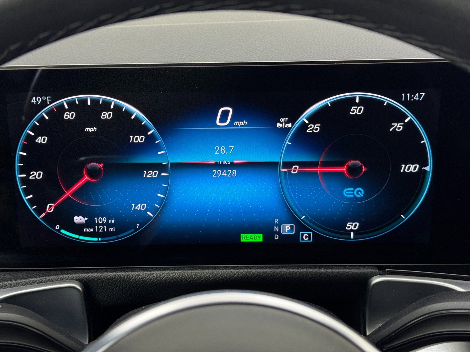 Used 2023 Mercedes-Benz EQB 250+ EQB 250+ w/ Exclusive Package image 17