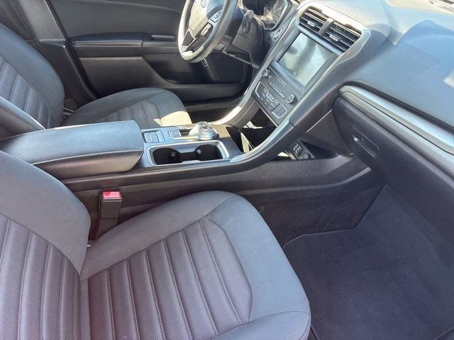 Used 2019 Ford Fusion SE FWD image 37