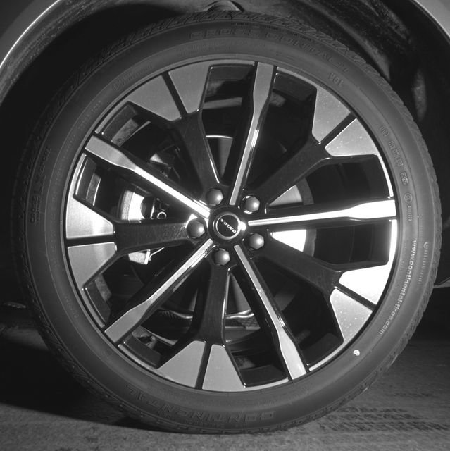 New 2026 Volvo XC60 B5 Plus w/ Protection Package Premier image 37