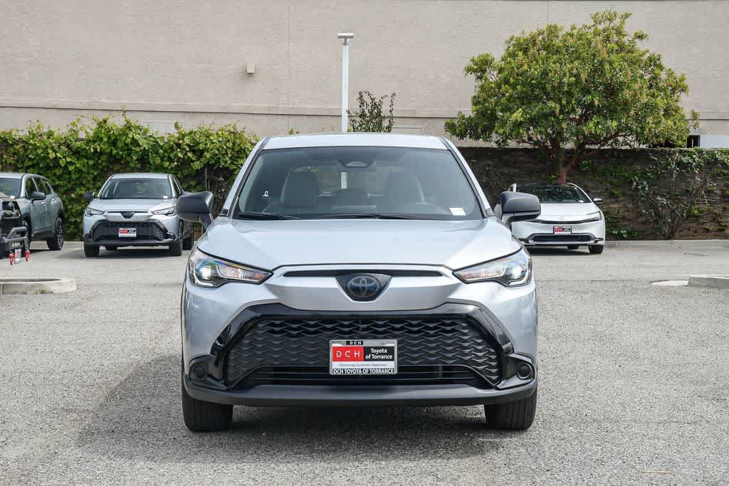 Used 2025 Toyota Corolla Cross AWD Hybrid video 2