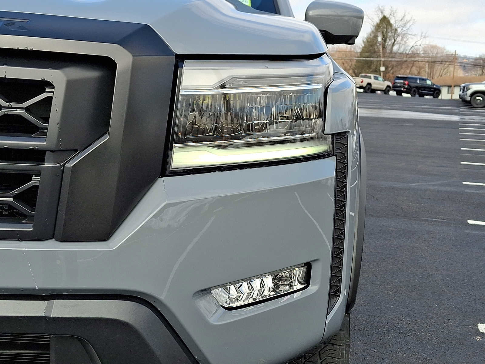 Used 2024 Nissan Frontier PRO-4X w/ Pro Convenience Package image 8