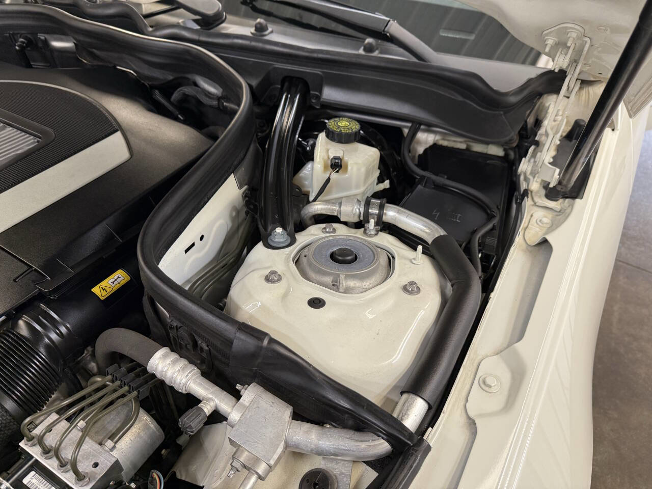 Used 2011 Mercedes-Benz E 350 Sedan image 49