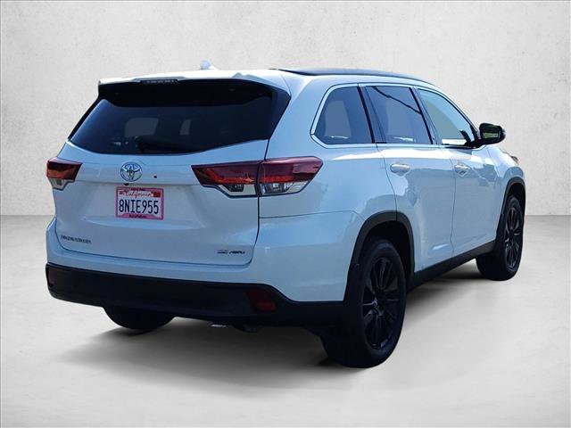 Certified 2019 Toyota Highlander SE AWD/4WD image 5