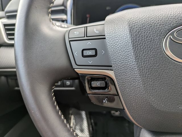 Used 2025 Toyota Camry SE AWD/4WD image 24