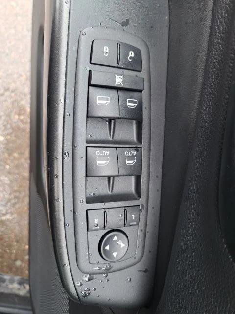 Certified 2022 Jeep Cherokee Trailhawk w/ Comfort/Convenience Group AWD/4WD image 15