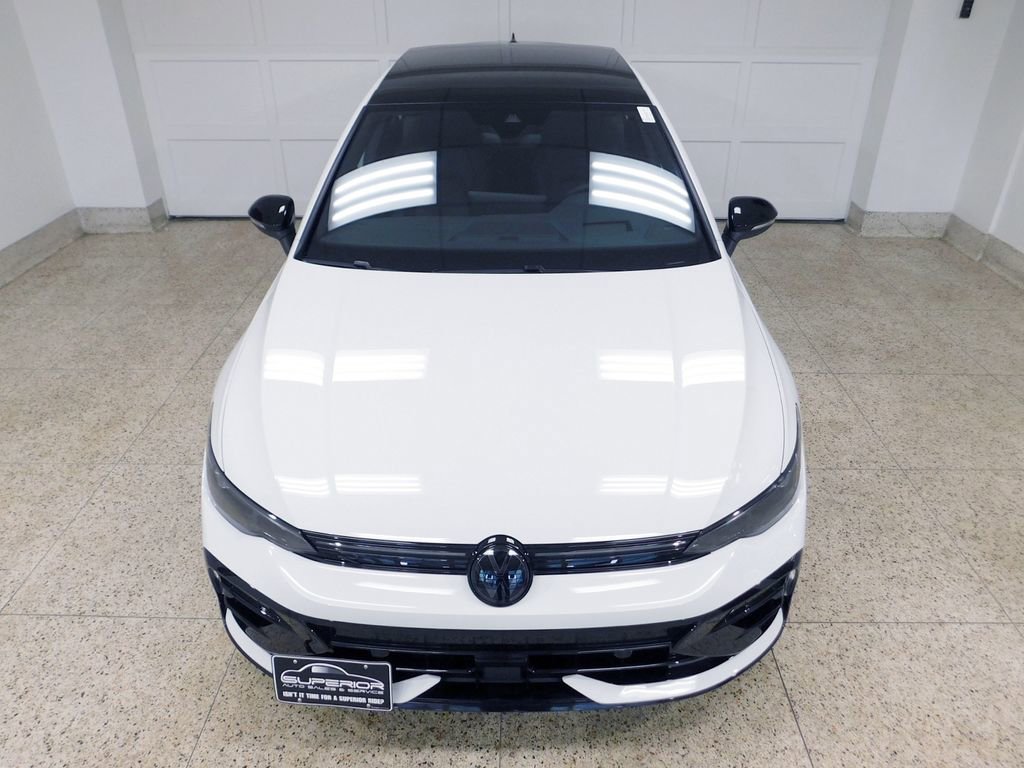 Used 2025 Volkswagen Golf R Black Edition image 14