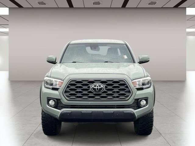 Used 2023 Toyota Tacoma TRD Off-Road AWD/4WD image 9