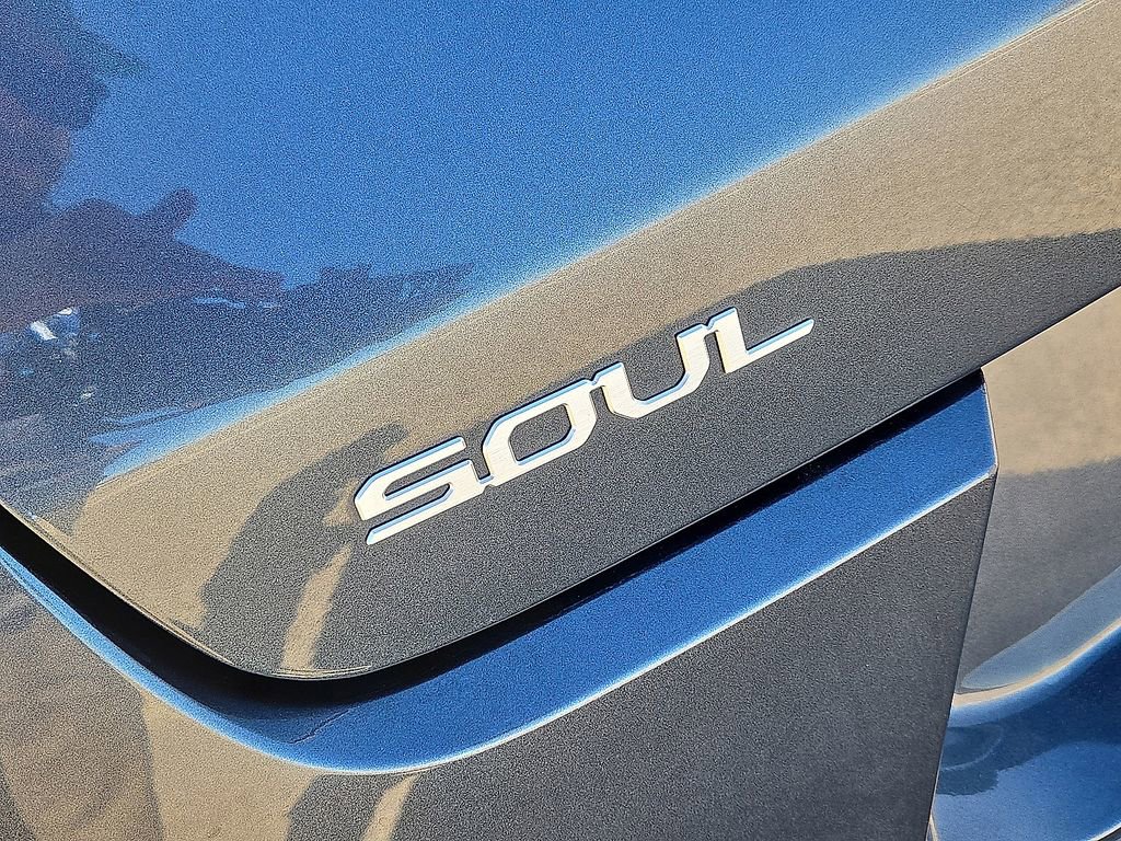 Used 2024 Kia Soul LX w/ Option Group 015 image 12