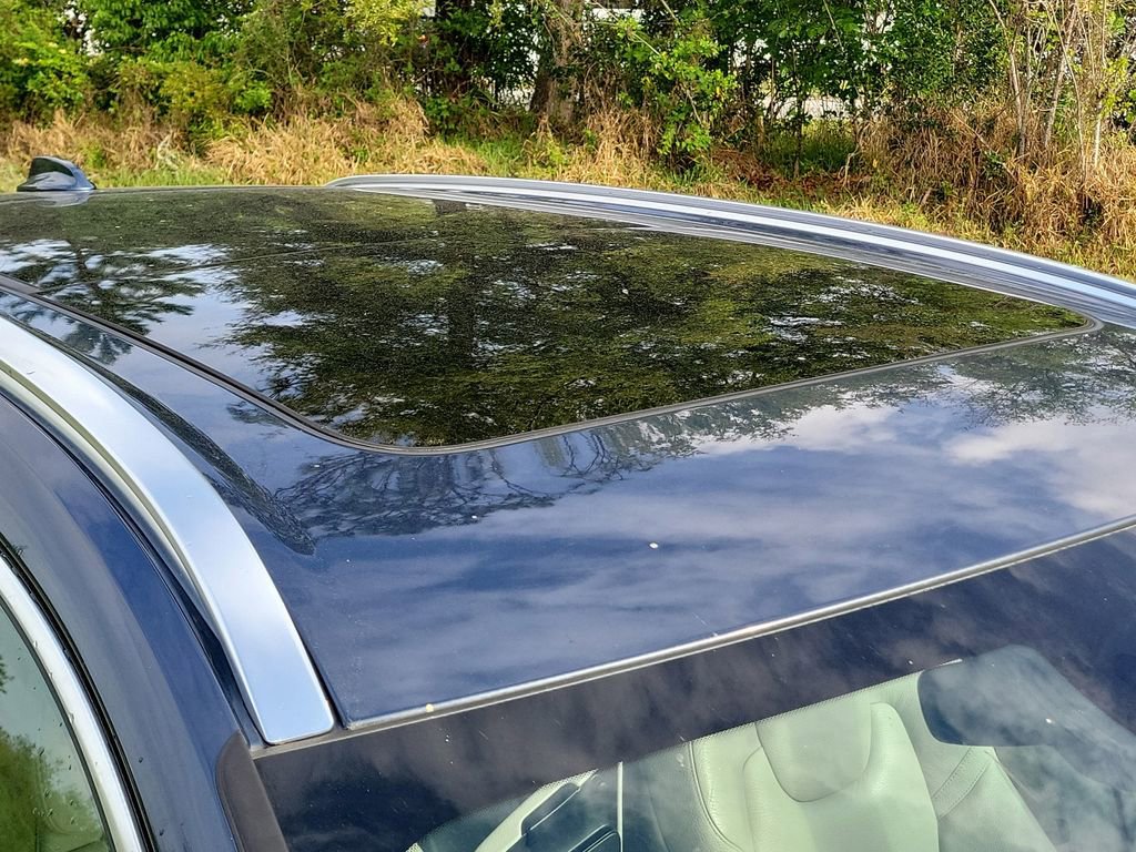 Used 2018 Volvo XC60 T5 Inscription w/ Convenience Package image 12