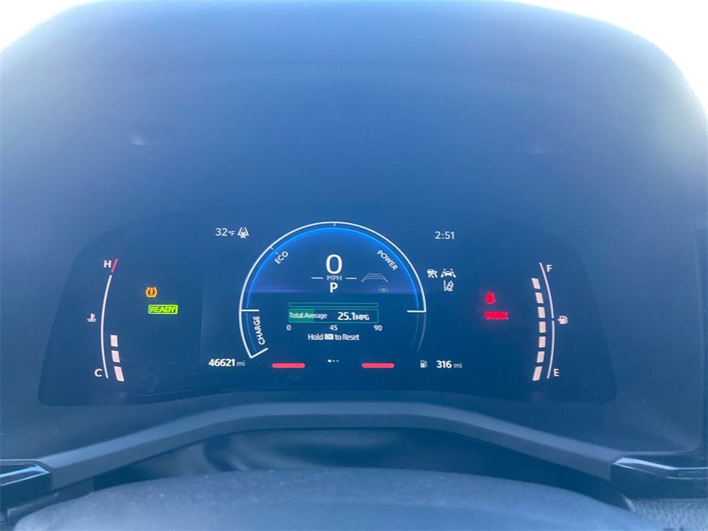 Used 2025 Toyota Camry LE image 16