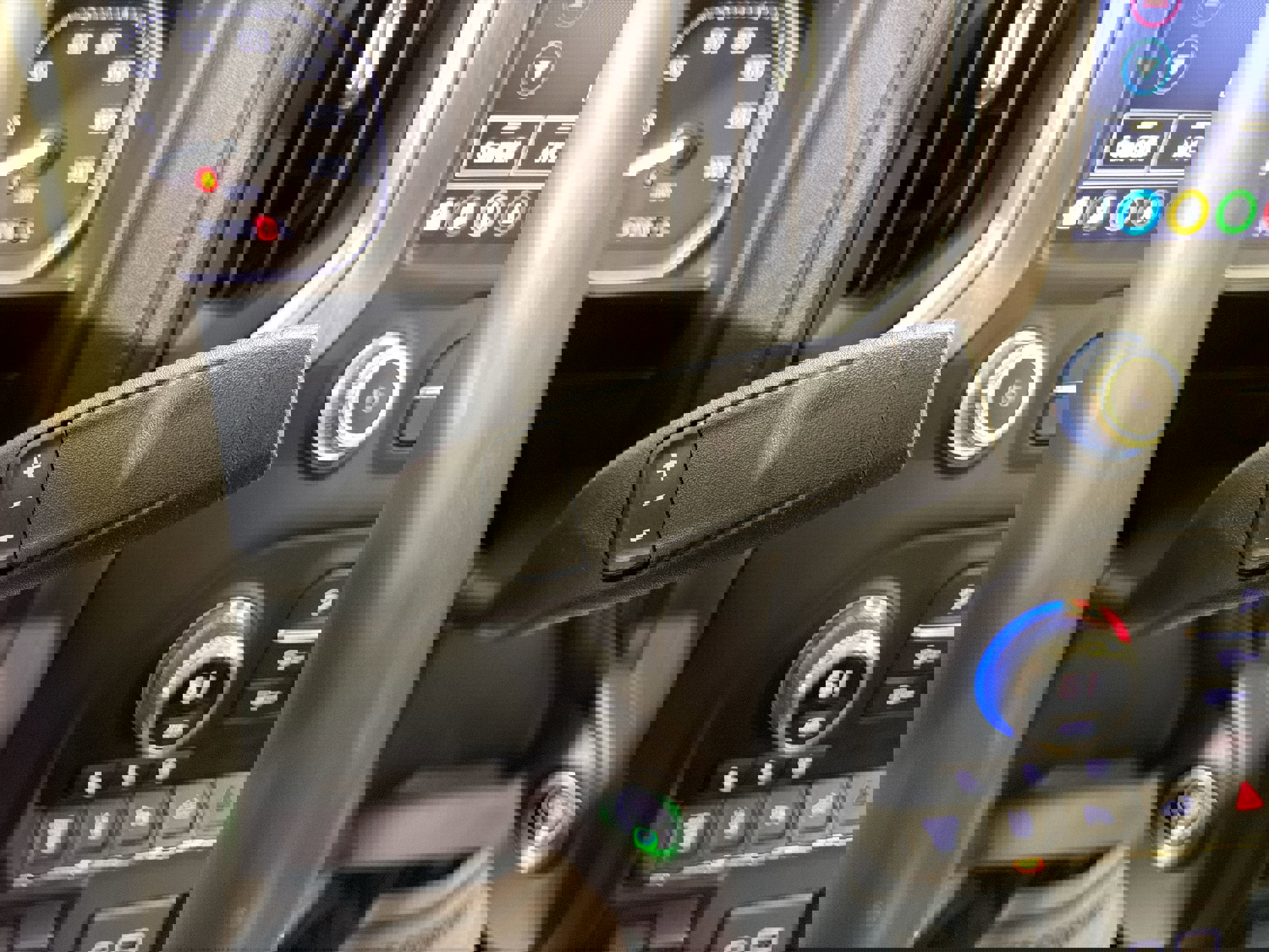 Used 2022 GMC Sierra 2500 Denali w/ Denali Black Diamond Edition image 21