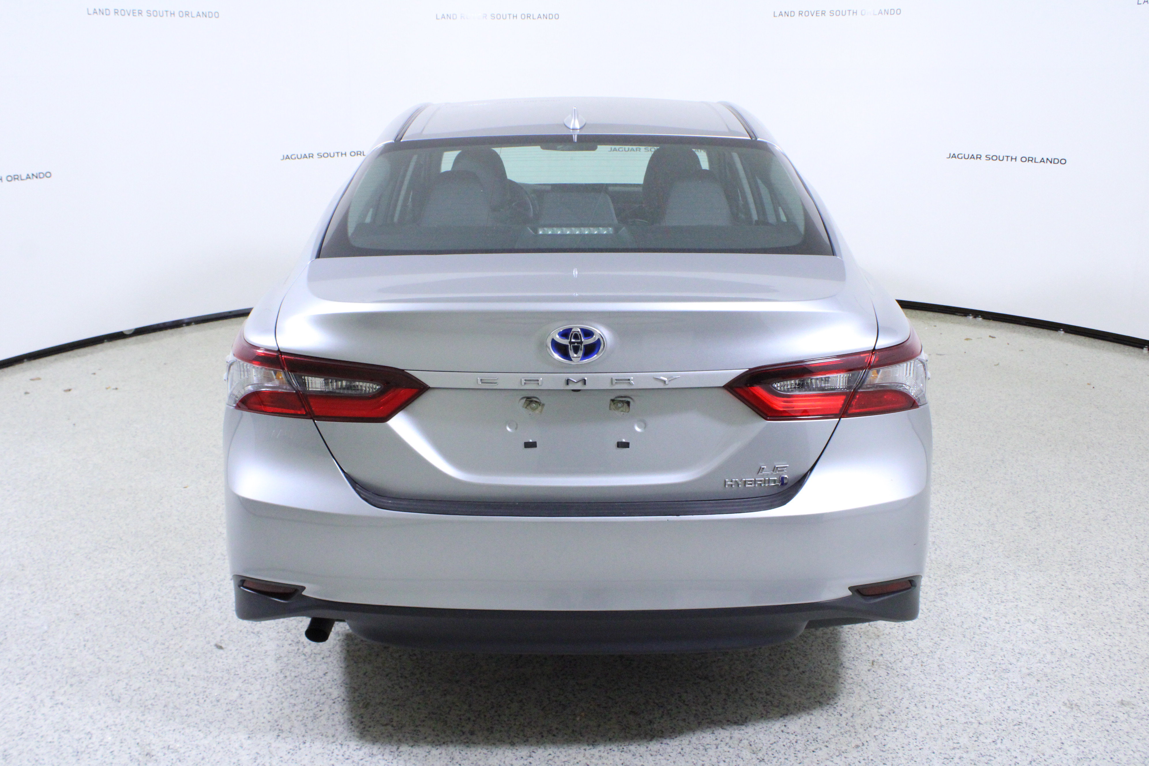 Used 2022 Toyota Camry LE image 6