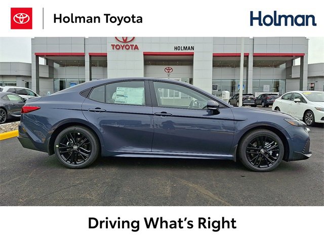 New 2026 Toyota Camry SE image 1