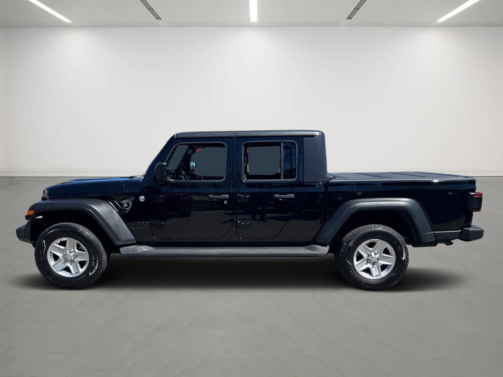 Used 2020 Jeep Gladiator Sport w/ Quick Order Package 24S AWD/4WD image 3