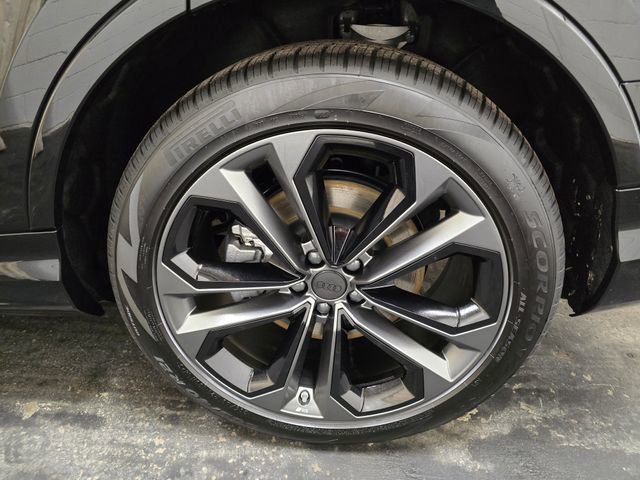 New 2026 Audi Q7 3.0T Premium Plus image 9