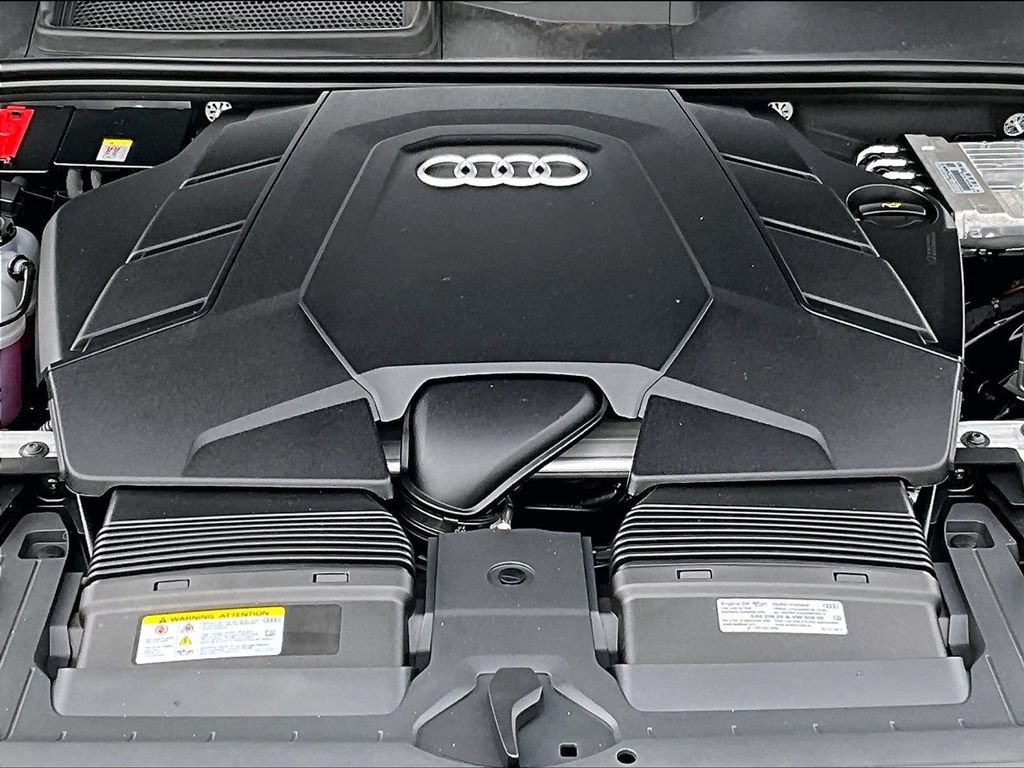 Used 2025 Audi Q7 3.0T Premium Plus AWD/4WD image 23