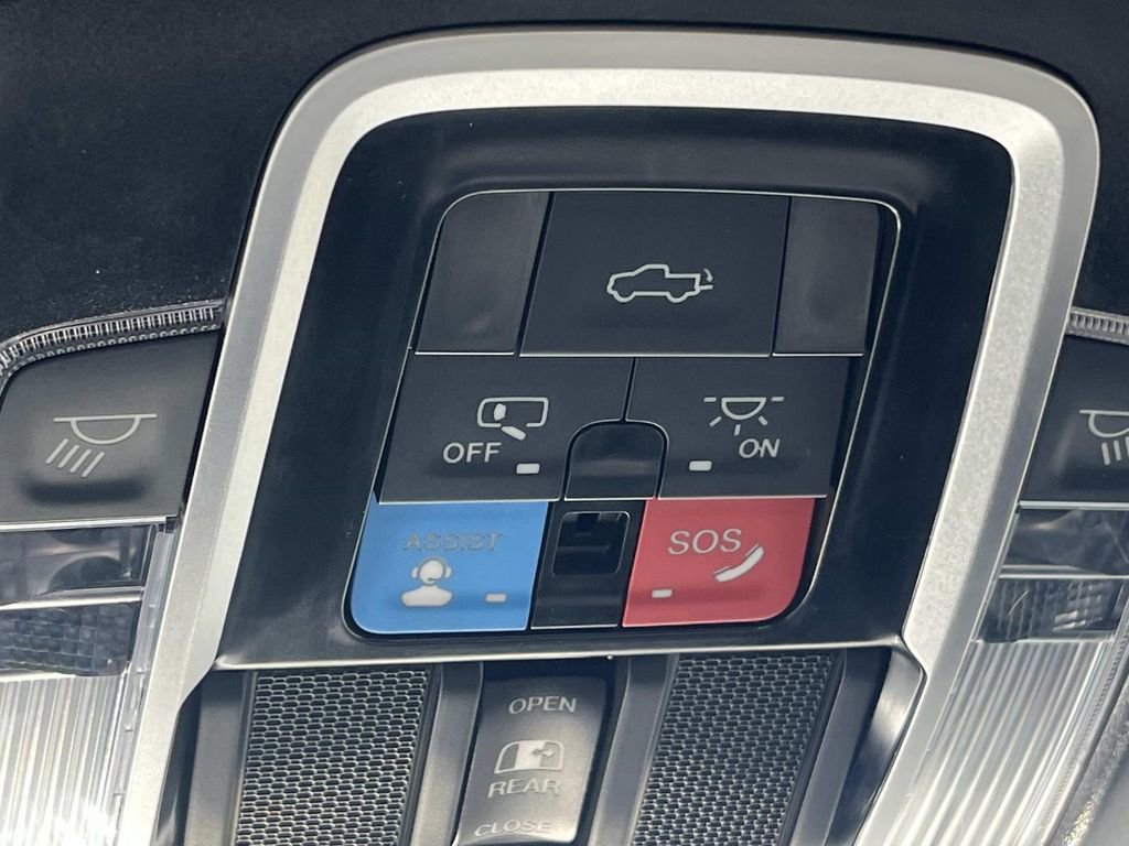 Used 2024 RAM 2500 Laramie image 26